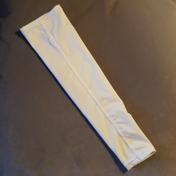 Nike Pro Elite Basketball Sleeve - kids s/… - Picture 3 of 3